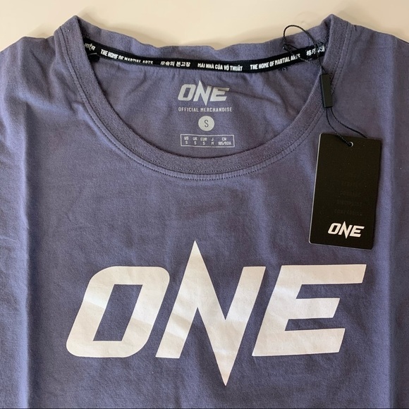 One Official Merchandise Logo Cropped Tee Shirt - Picture 4 of 11